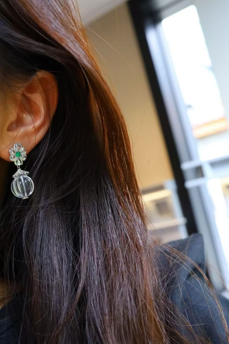 Silver Natural White Crystal Earrings - 3