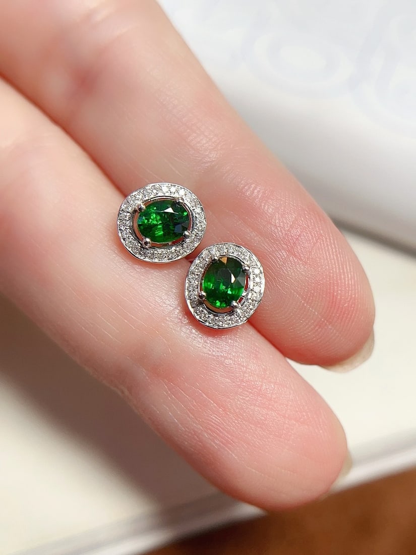 18K Gold Natural Tsavorite Earrings - 2