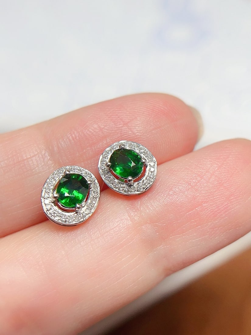 18K Gold Natural Tsavorite Earrings - 3