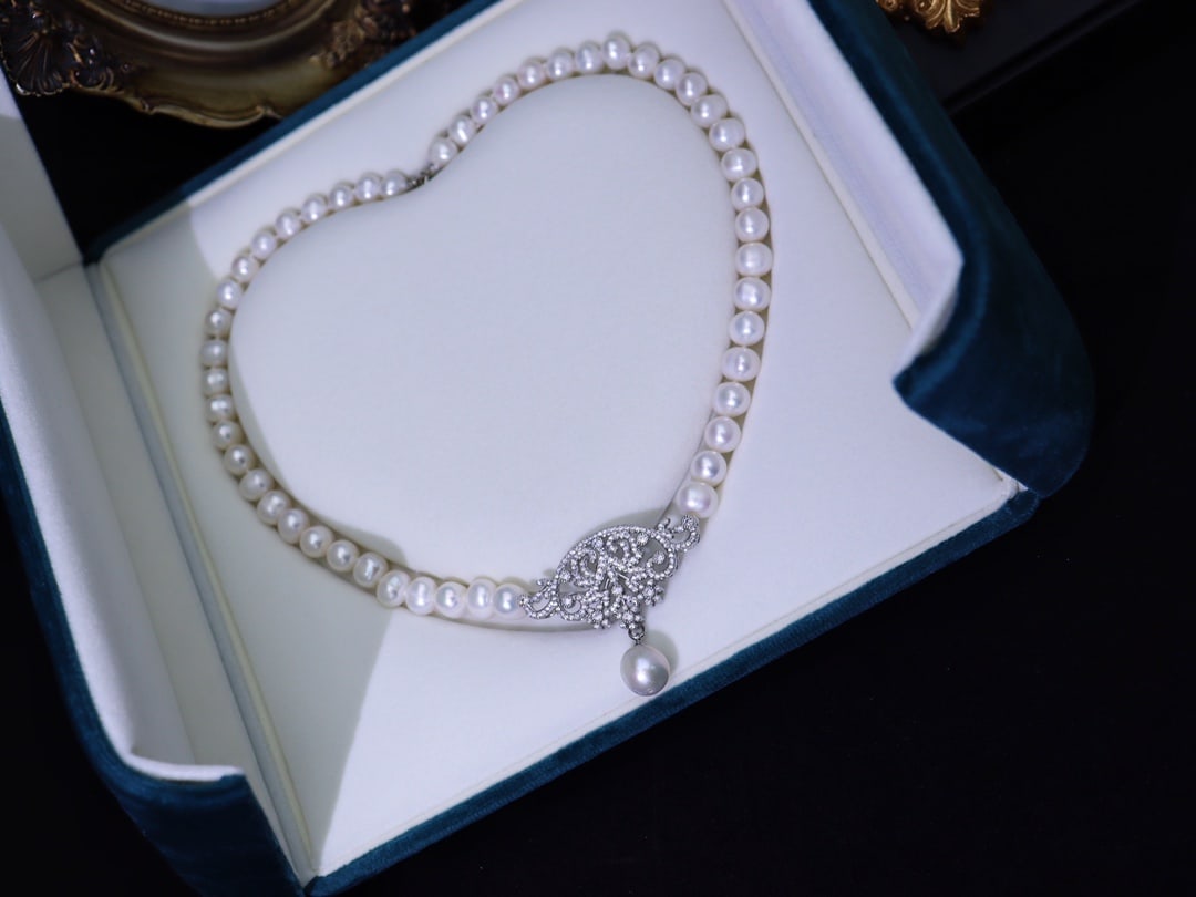 Natural Pearl Necklace - 2