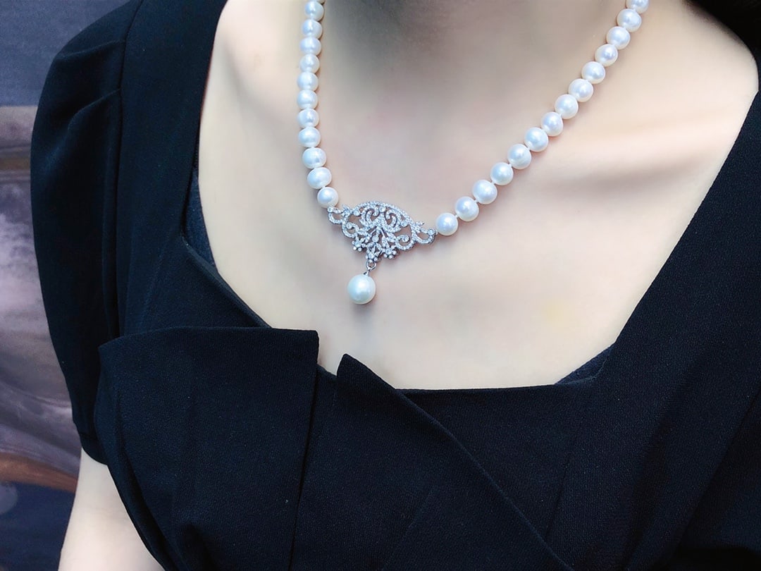 Natural Pearl Necklace - 8