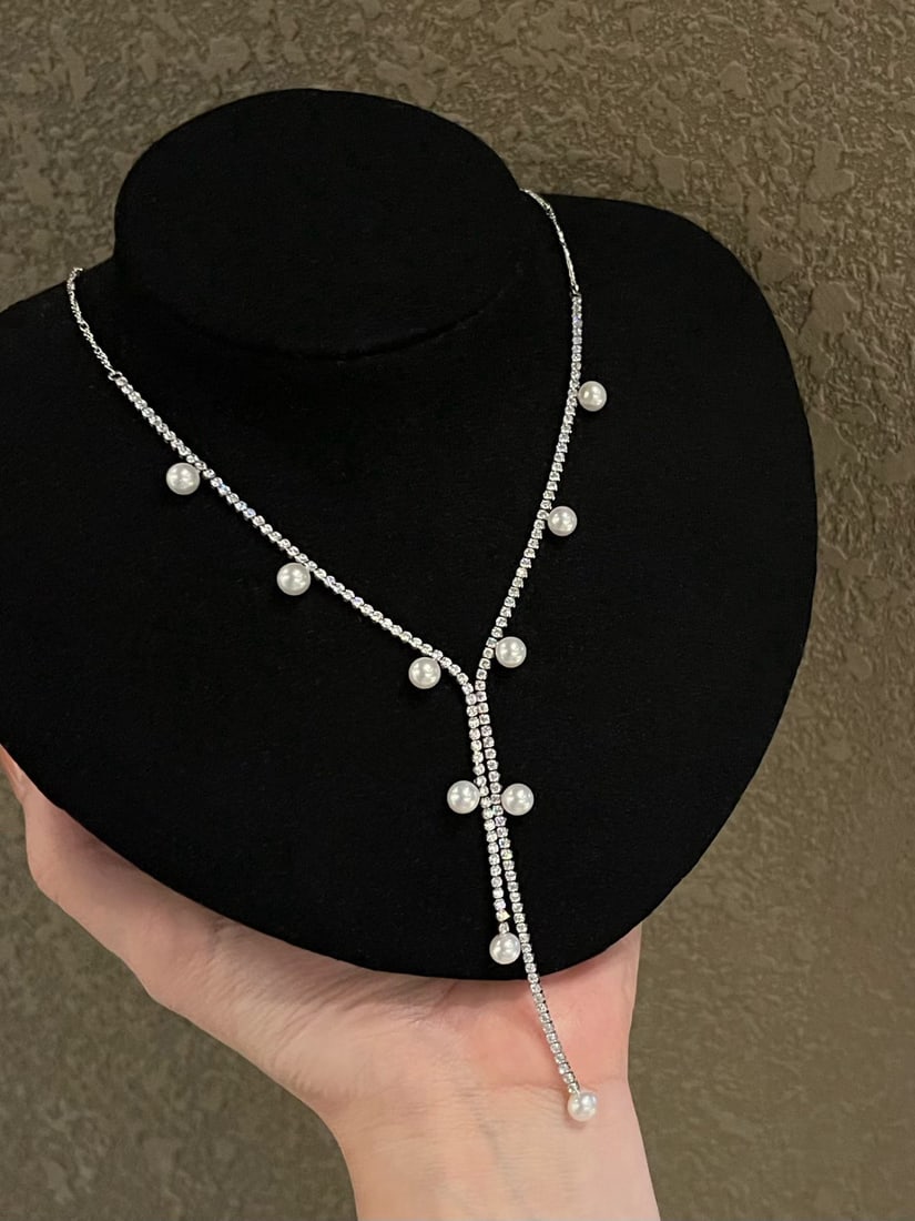 Natural Freshwater Pearl Necklace (1 of 4)