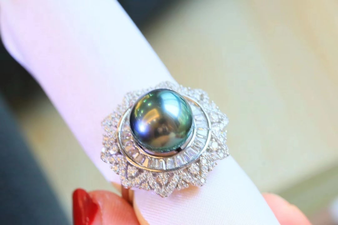 S925 Silver Peacock Green Pearl Ring - 3