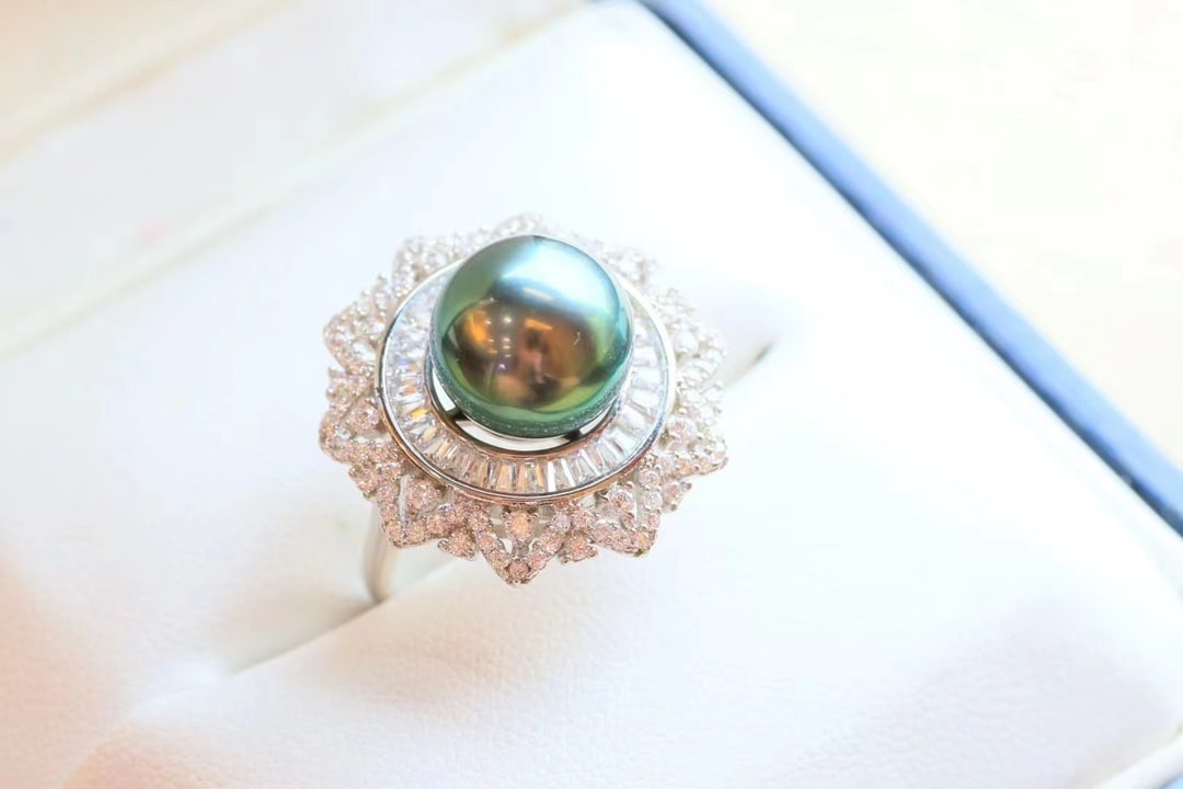 S925 Silver Peacock Green Pearl Ring - 4