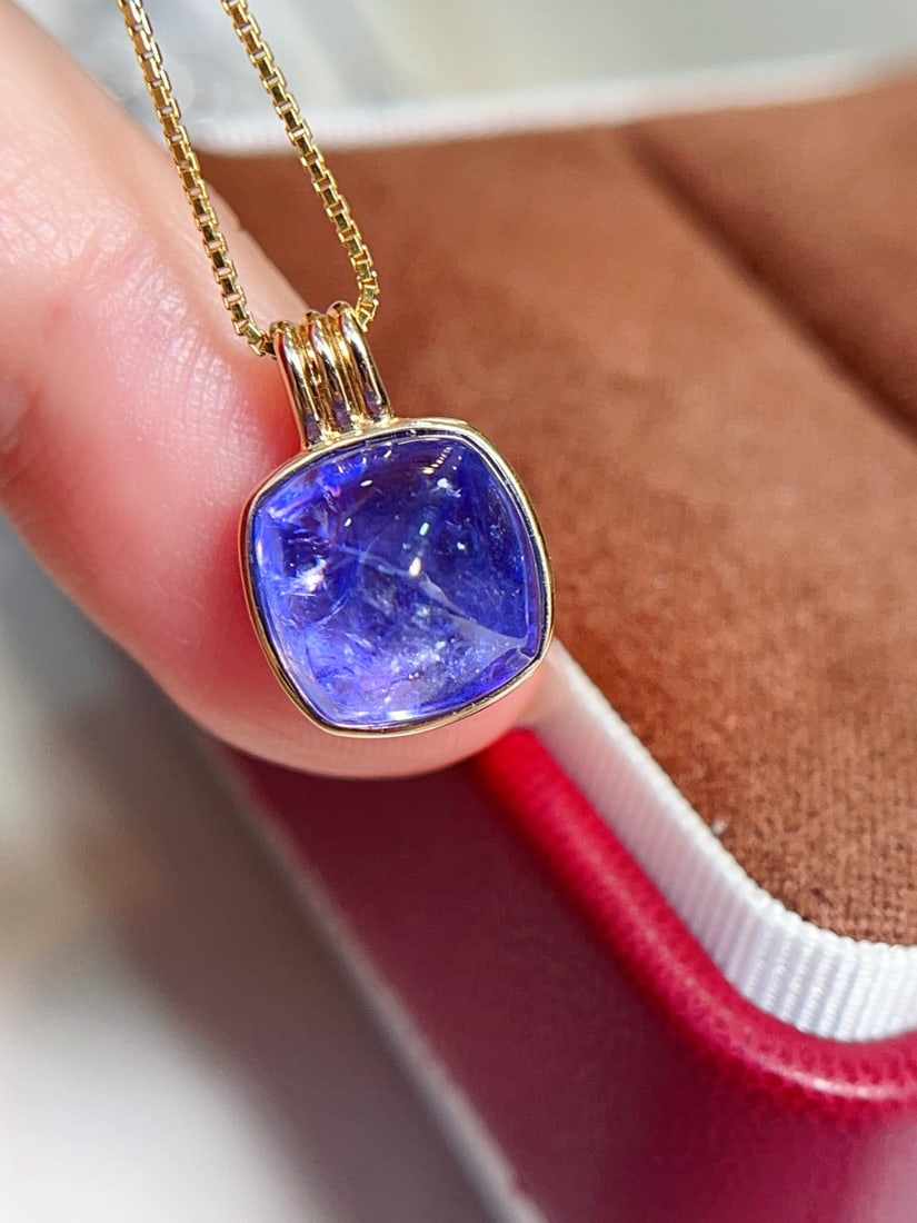 18K Gold Tanzanite Pendant - 4