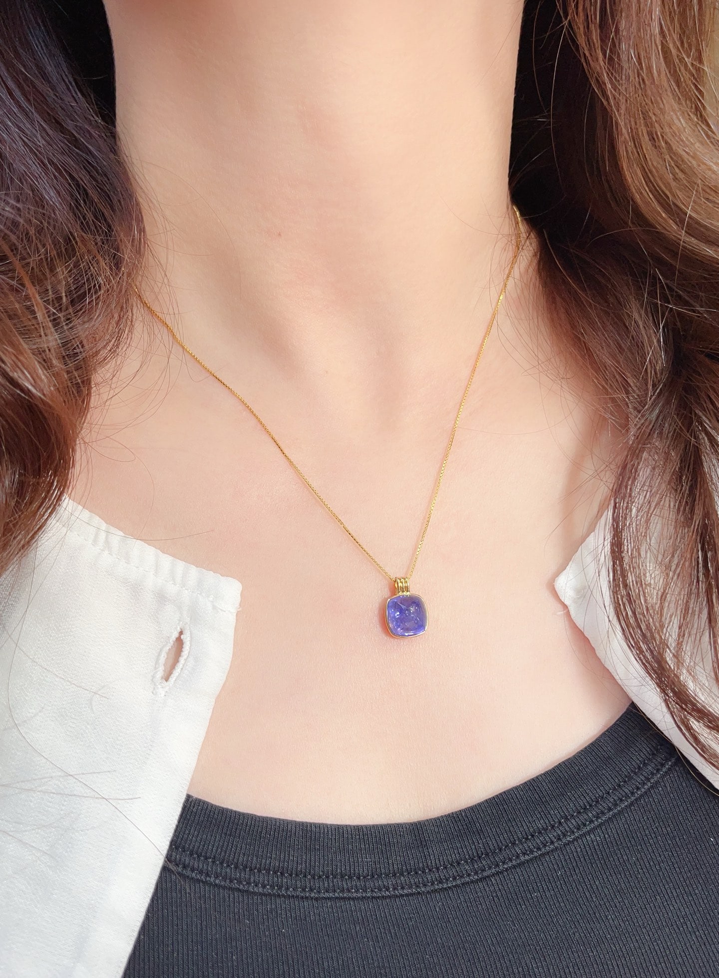 18K Gold Tanzanite Pendant - 5