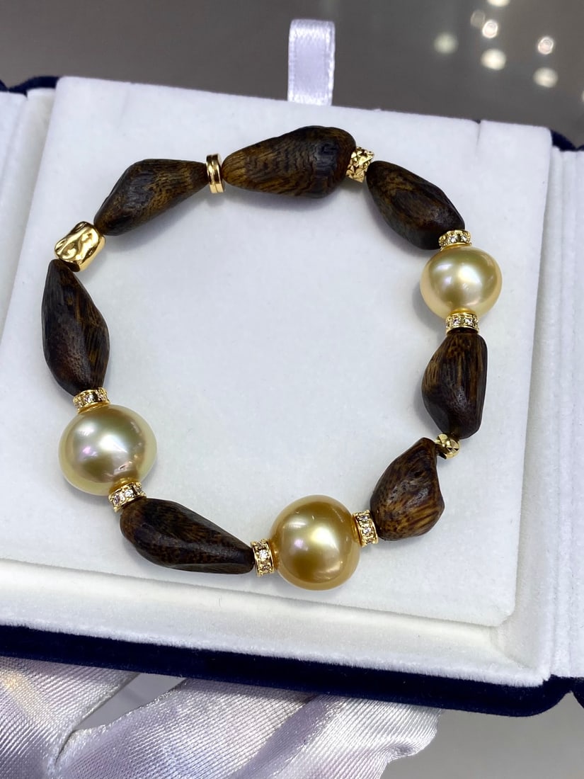 South Sea Golden Pearl Bracelet - 2