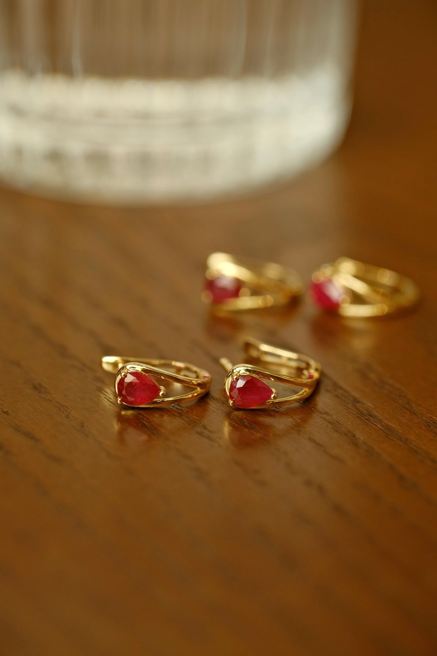 18K Gold Natural Pigeon's Blood Red Ruby Earrings - 3