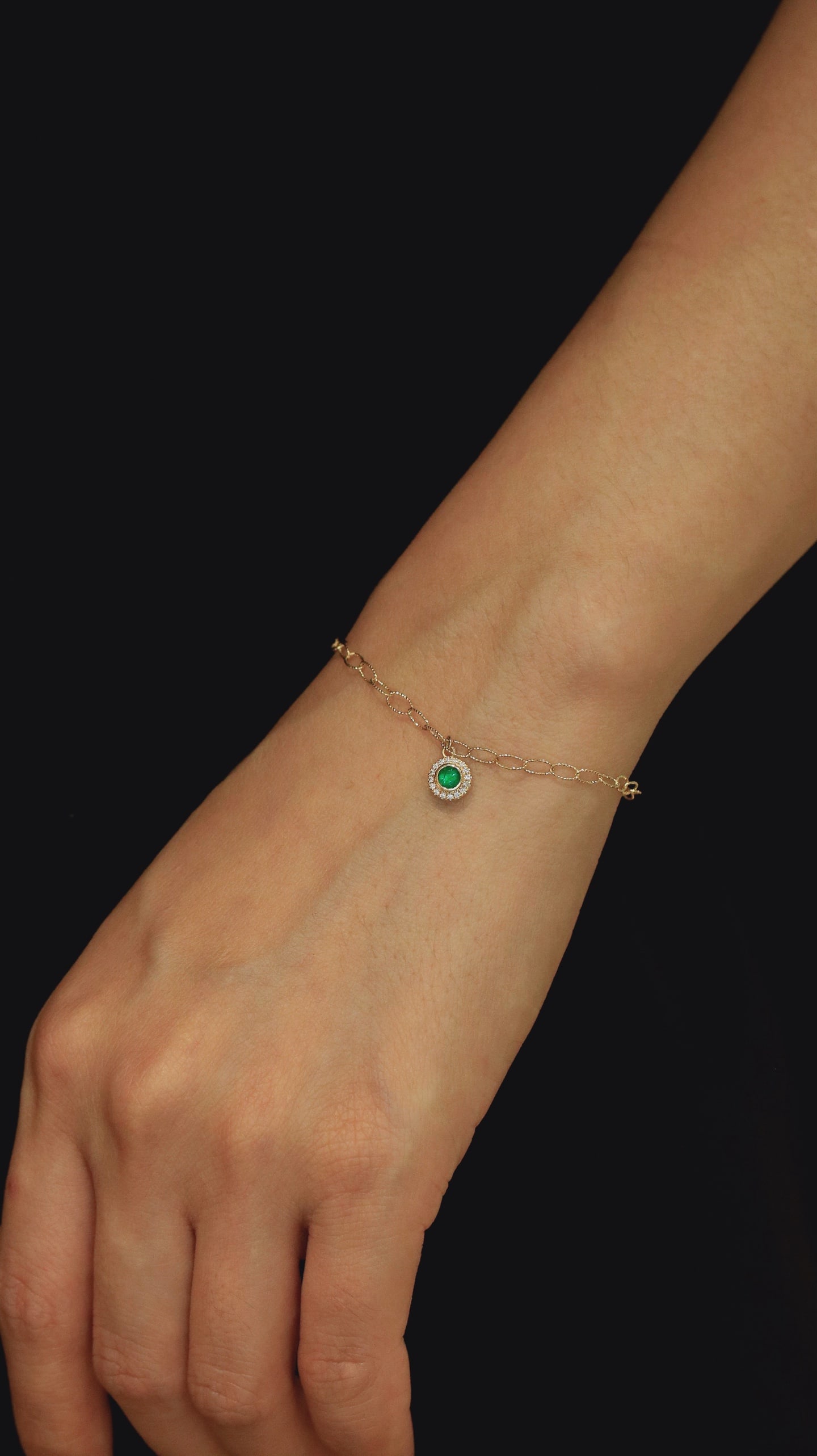 18K Gold Emerald Chain Bracelet - 3