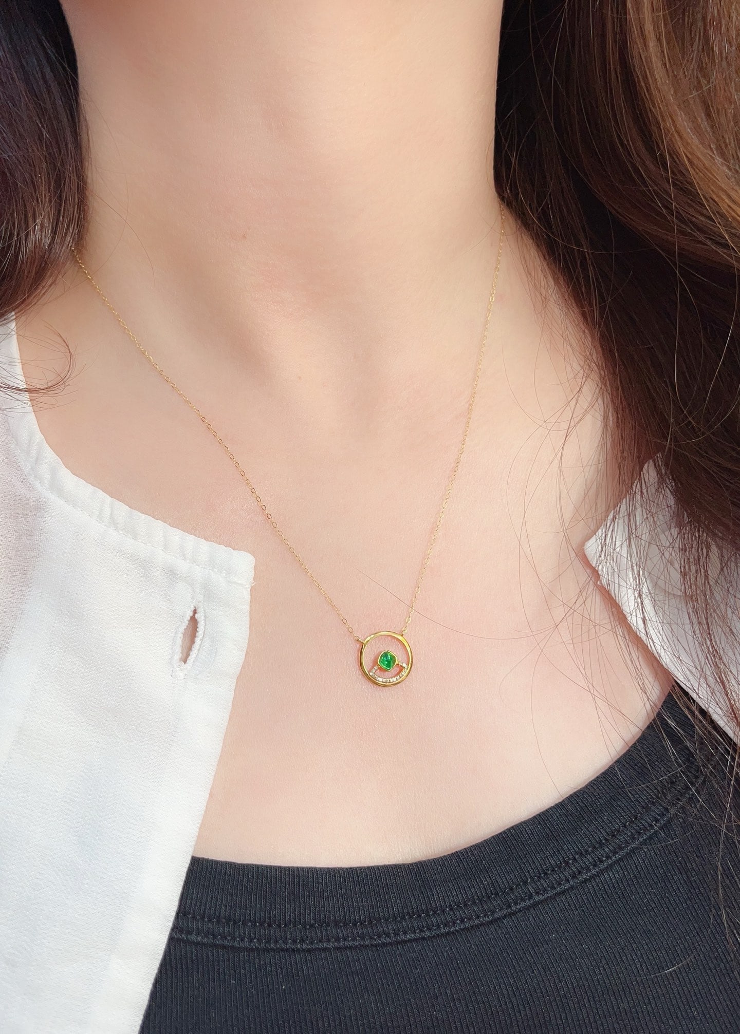 18k Gold Emerald Necklace - 5