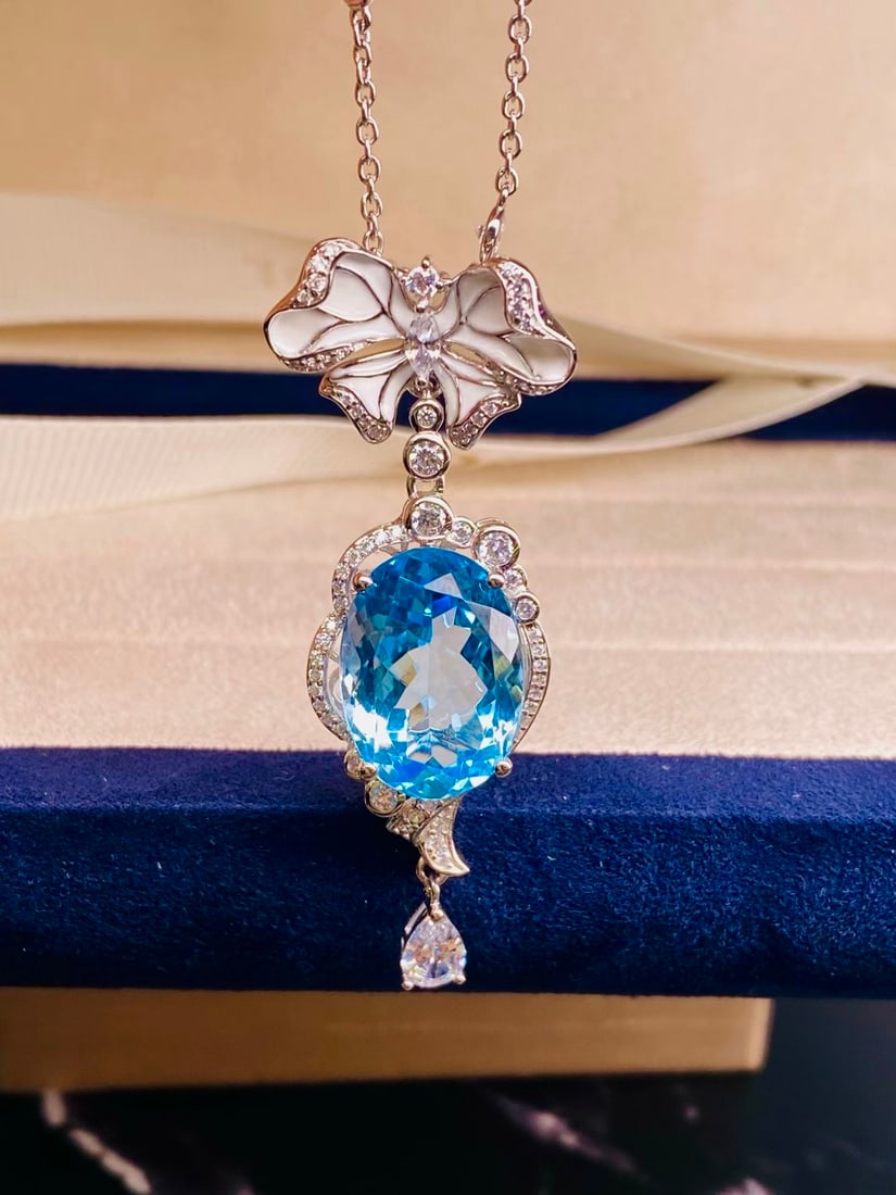 925 Silver Topaz Pendant - 3