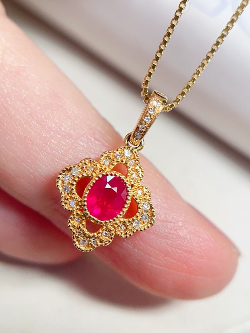 18K Gold Pigeon's Blood Red Ruby Pendant - 2