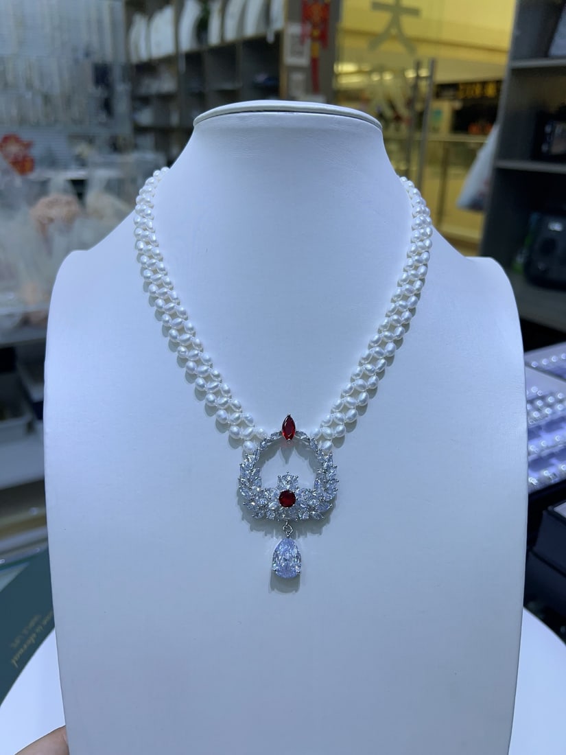 Natural White Pearl Necklace (1 of 5)