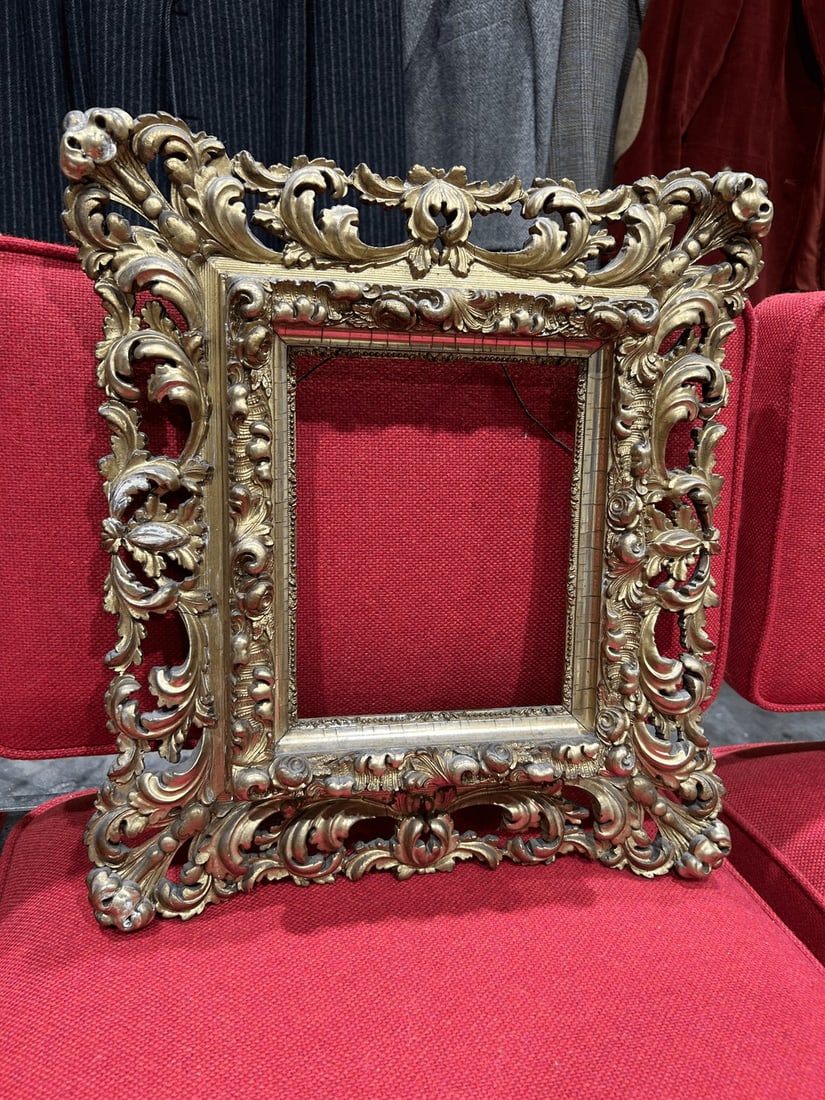 Early 20th Century Baroque Style Giltwood Carved Frame - 4