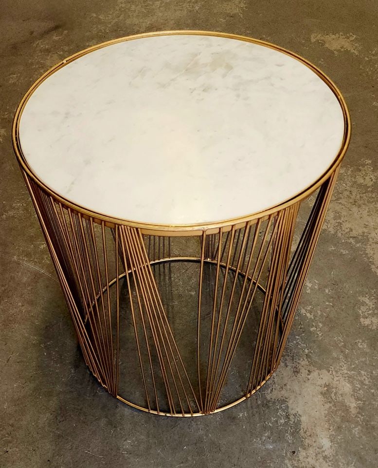 Rare vintage round heavy marble side table w/ gold tone intricic art deco wire base - 2