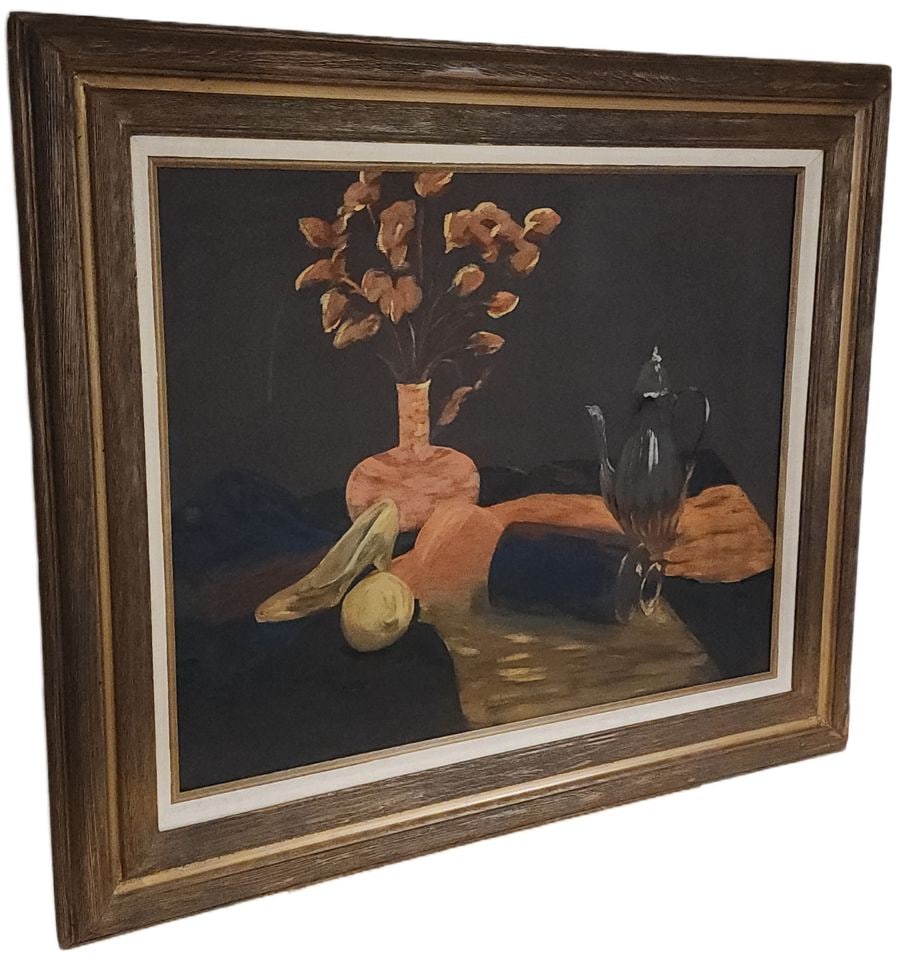 Masterful vintage 40x30 oil painting of still life w/ exquisitely arranged items and bold imagery.: Masterful vintage 40x30 oil painting of still life w/ exquisitely arranged items and bold imagery. Shipping: Domestic: Shipping rates are determined by destination International: Foreign shipping rate
