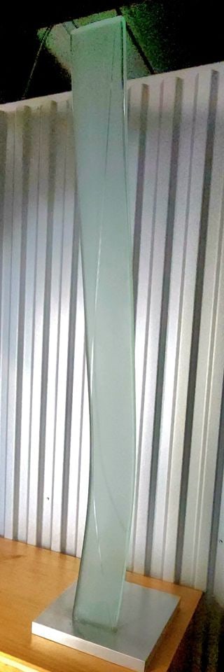 Luebtow Striking 40" Monumental Glass Single-Column Linear Sculpture, 80s. A collector-level piece. - 7