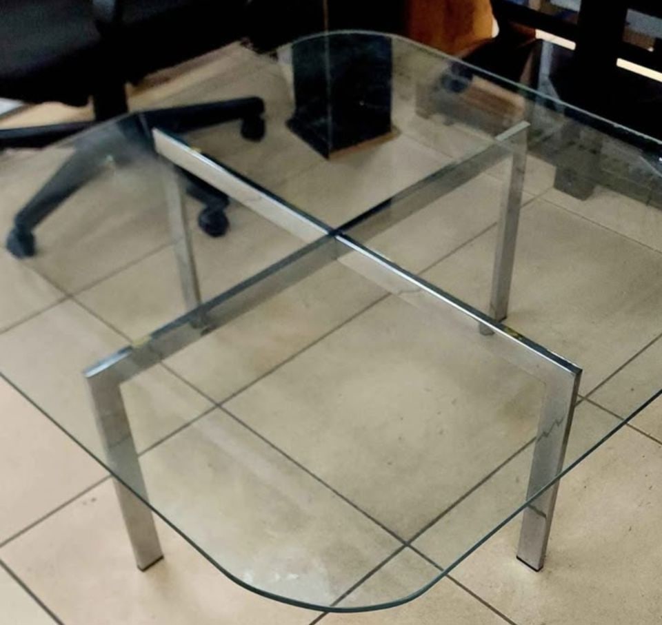 Style of Milo Baughman vintage 40"sq mid-century mod glass & chrome coffee table w/ rounded corners: Style of Milo Baughman vintage 40"sq mid-century mod glass & chrome coffee table w/ rounded corners Shipping: Domestic: Shipping rates are determined by destination International: Foreign shipping rat