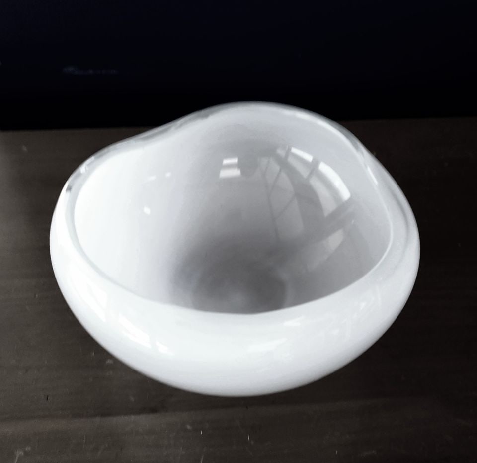 Heavy 6" Diamater Clear & Opaque White Art Glass Bowl w/ Murano Indications. Not Marked. - 5