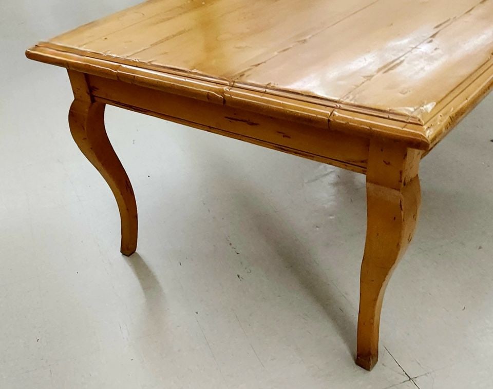 Vintage Rustic French Provincial Farmhouse Coffee Table w/ Planked Top and Cabriole Legs. 30"x 48" - 6