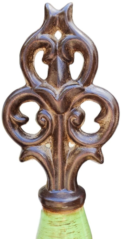 Vintage fleur de lis ceramic New Orleans sculptural pillar.. - 3