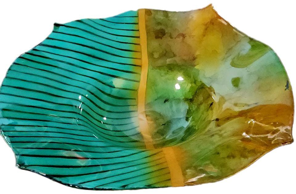 After Dale Chihuly 18Dx7H Vintage Hand-Blown Art Glass Bowl w/ Vibrant Abstract Contrasting Designs. - 2