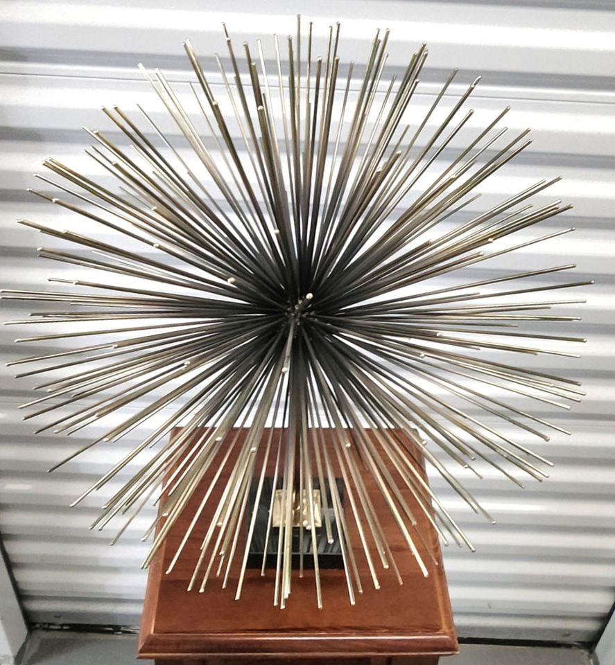 After Bertoia/Jere, Striking 18" Diameter Mid-Century Modern Sunburst Sea Urchin Brass Sculpture - 2