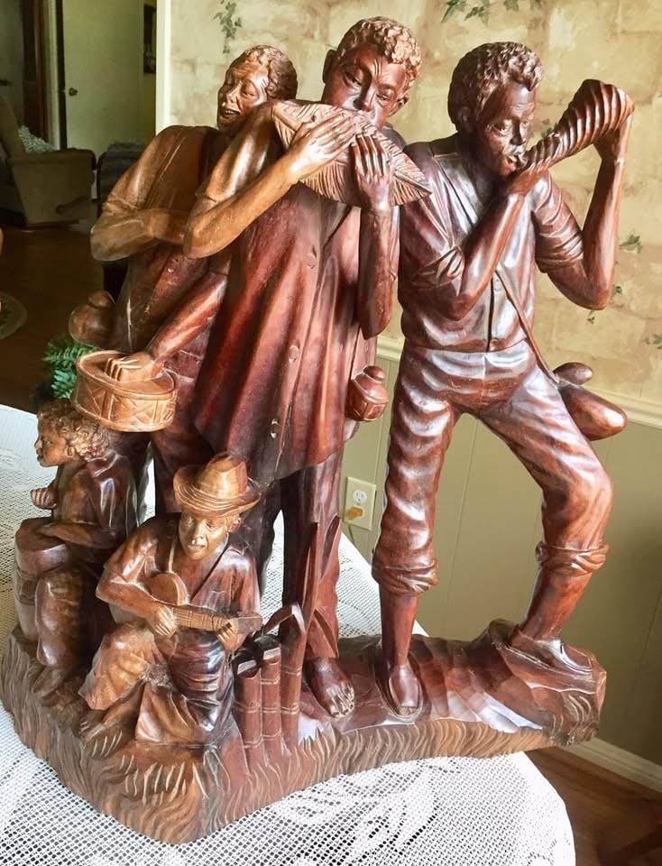 Wooden Hand Carving of Village Musicians- BANDA DE CHOTA- Ecuador - 9