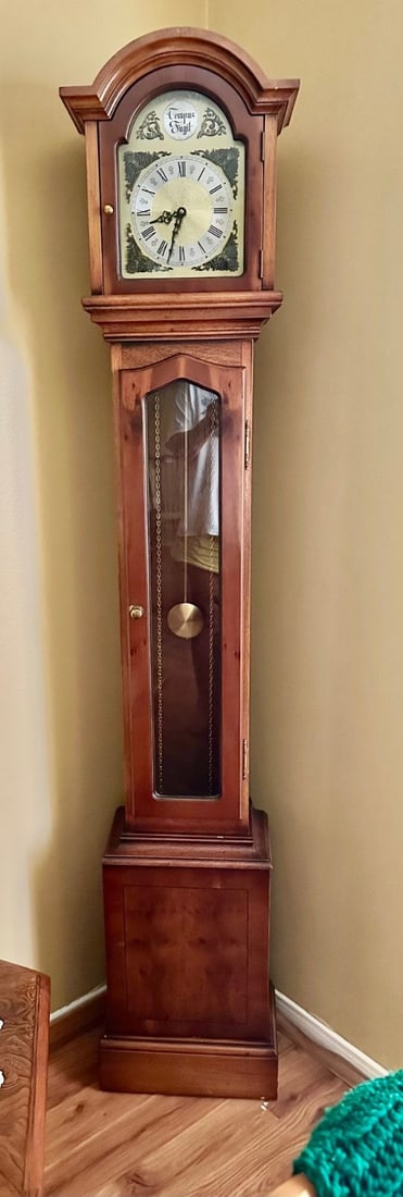 Contemporary Howard Miller Grandfather Clock - 6