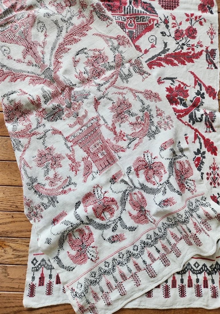 VINTAGE RUSSIAN or UKRAINIAN EMBROIDERED LINEN RUSHNIK or TABLE RUNNER signed - 7