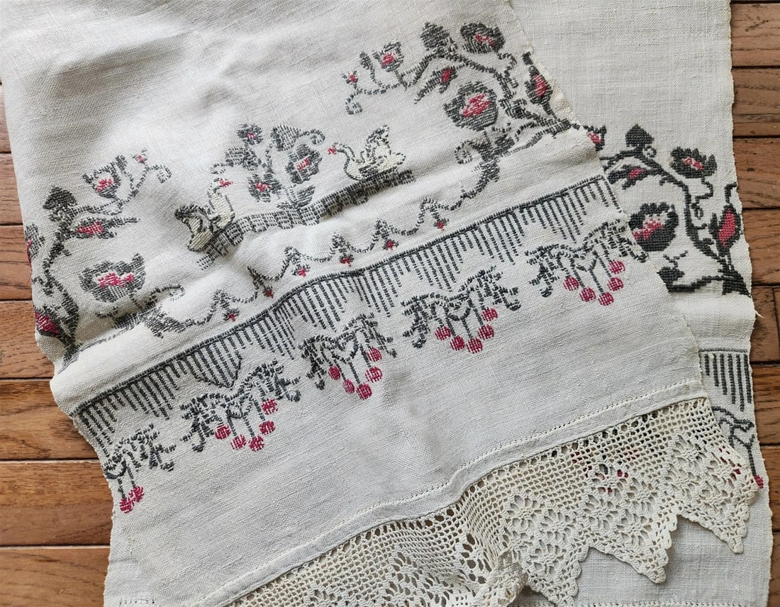VINTAGE UKRAINIAN EMBROIDERED LINEN RUSHNIK or TABLE RUNNER w/ SWANN DESIGN - 5