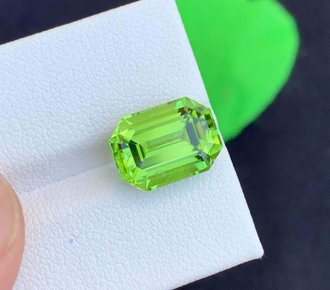 Natural Peridot Gemstones, Top Color Emerald Cut Peridot Loose Gemstone From Pakistan, August - 5