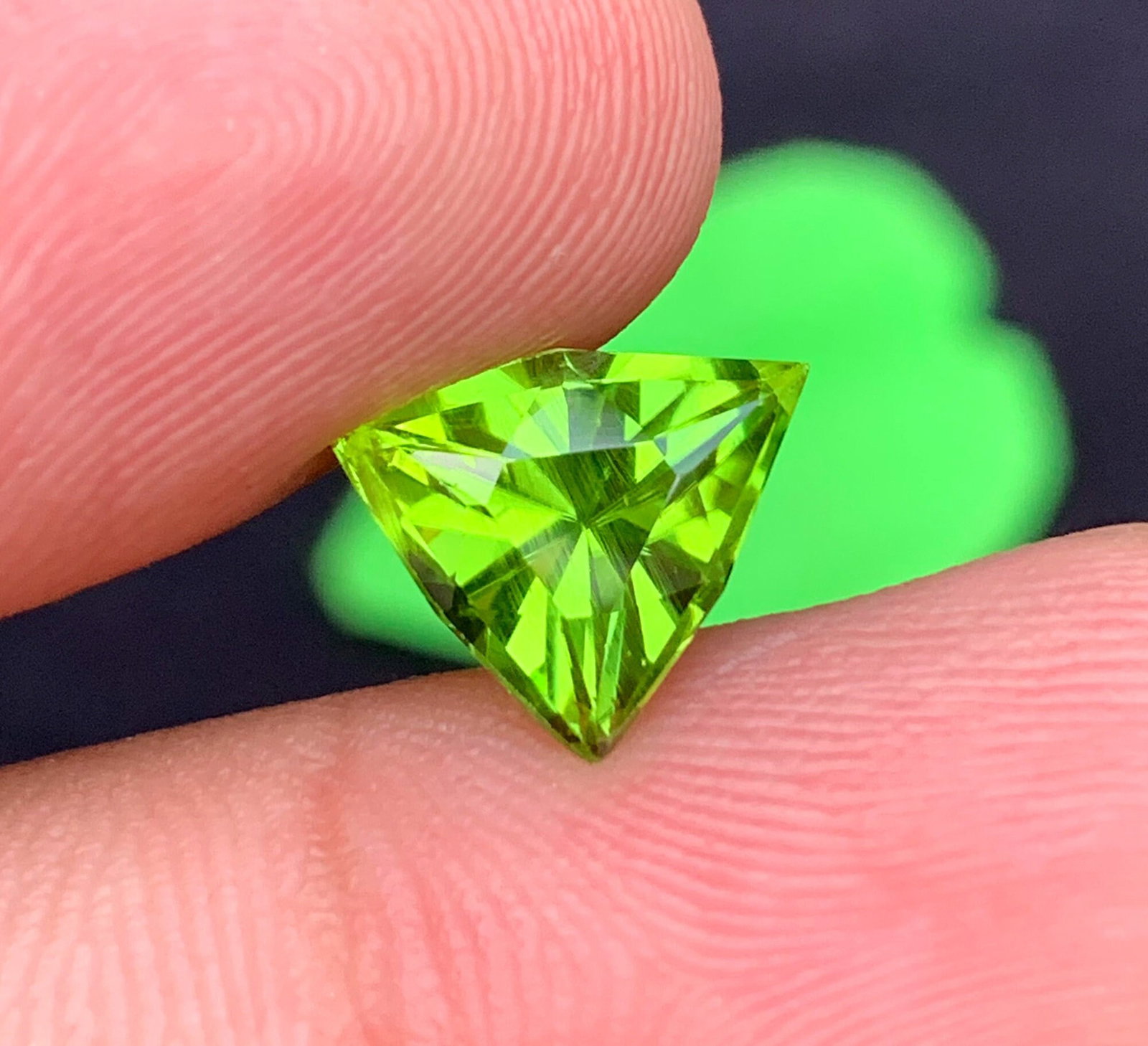 Natural Peridot Gemstone: 3.50 Carat Fancy Cut Loose Stone