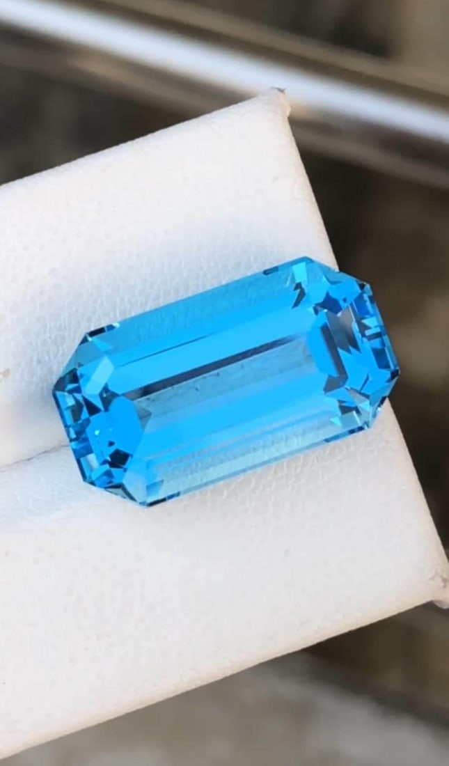 Natural Swiss Blue Topaz Gemstone Necklace Size Emerald Cut November Birthstone - 21.45 Carat - 2