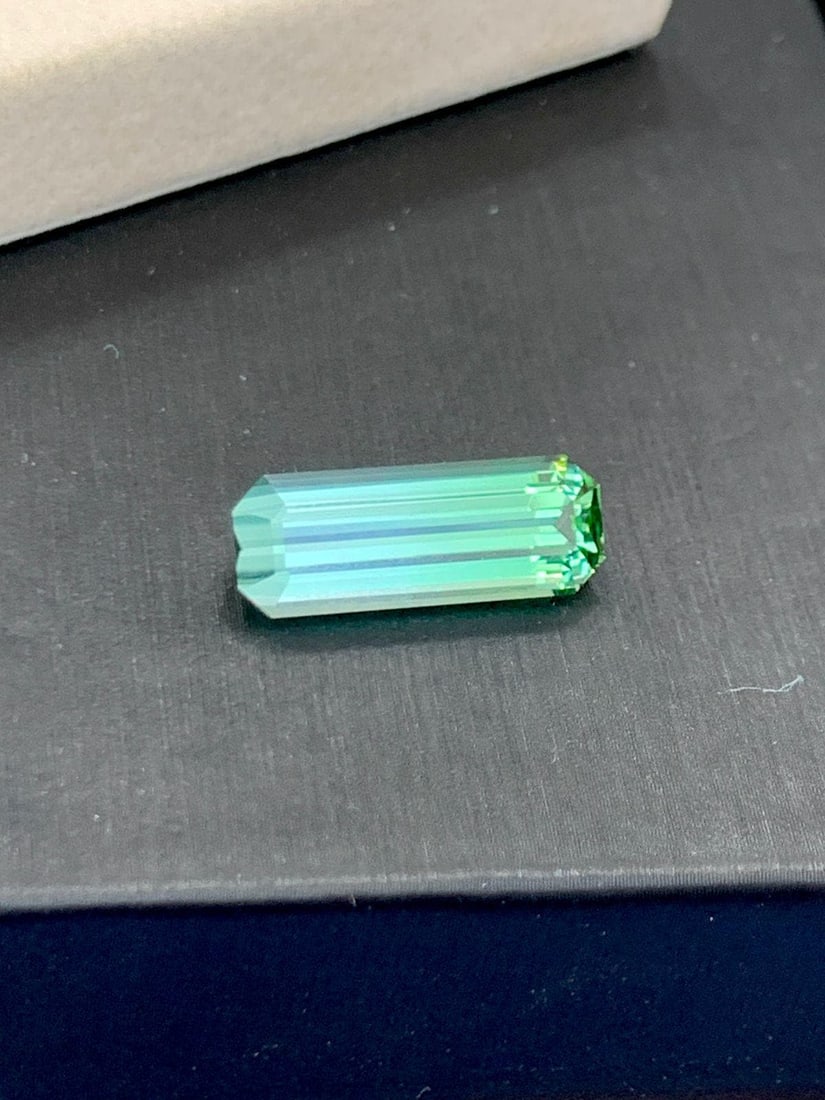 4.95 Carat Bi-Color Tourmaline Gemstone: Emerald Cut Blue Green Jewel - 2