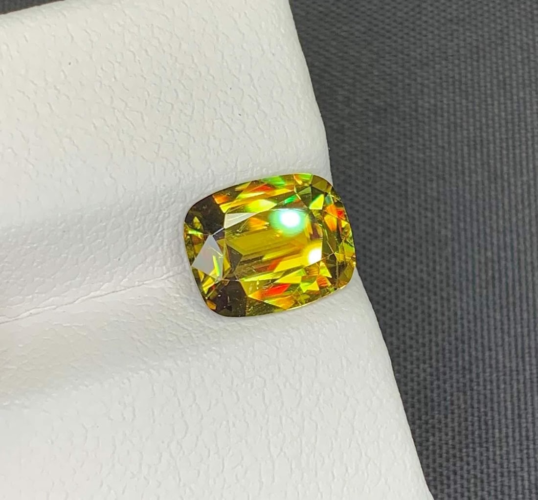 AIG Certified Lustrous Sphene Gemstone: Yellow/Green Cushion Cut, 2.76 Carat - 2