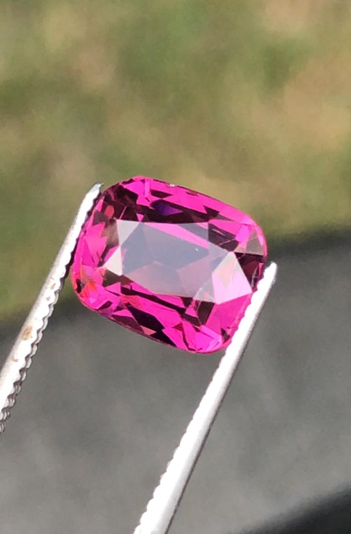2.570 Carat Purplish Pink Garnet Gemstone From Kala Lani Tanga Mine Tanzania - 5