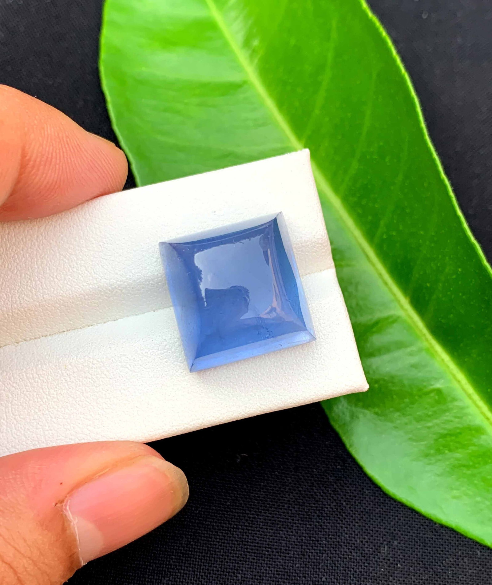 Mariner Blue Aquamarine Cabochon: 35.35 Carat March Birthstone - 5