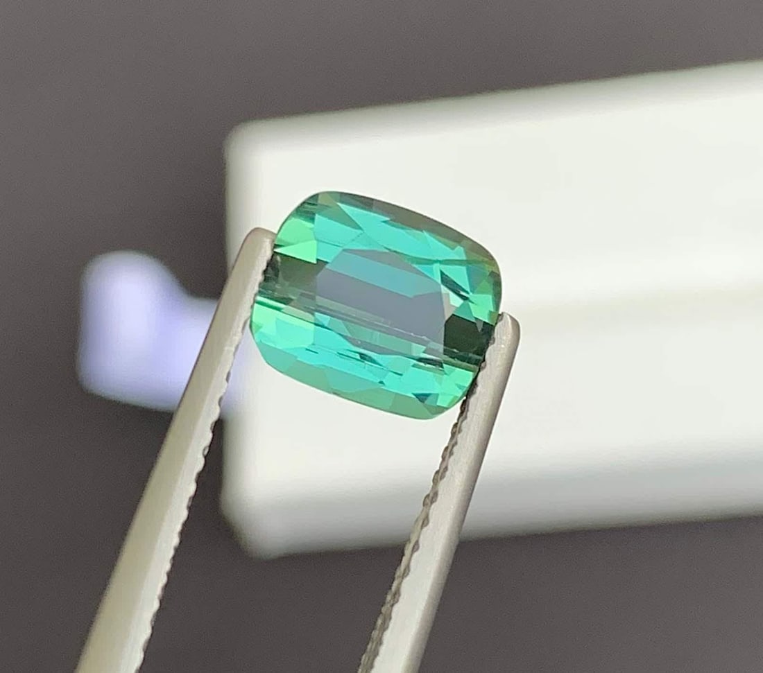 Blue Green Tourmaline Gemstone: Natural October Birthstone, Africa (2.36 CT): Highlights Supplies for making crafts Materials: Gemstone: Tourmaline Blue Green Tourmaline Gemstone: Natural October Birthstone, Africa Weight : 2.36 Carat Dimensions : 7.600 * 6.500 * 4.800 mm Shape