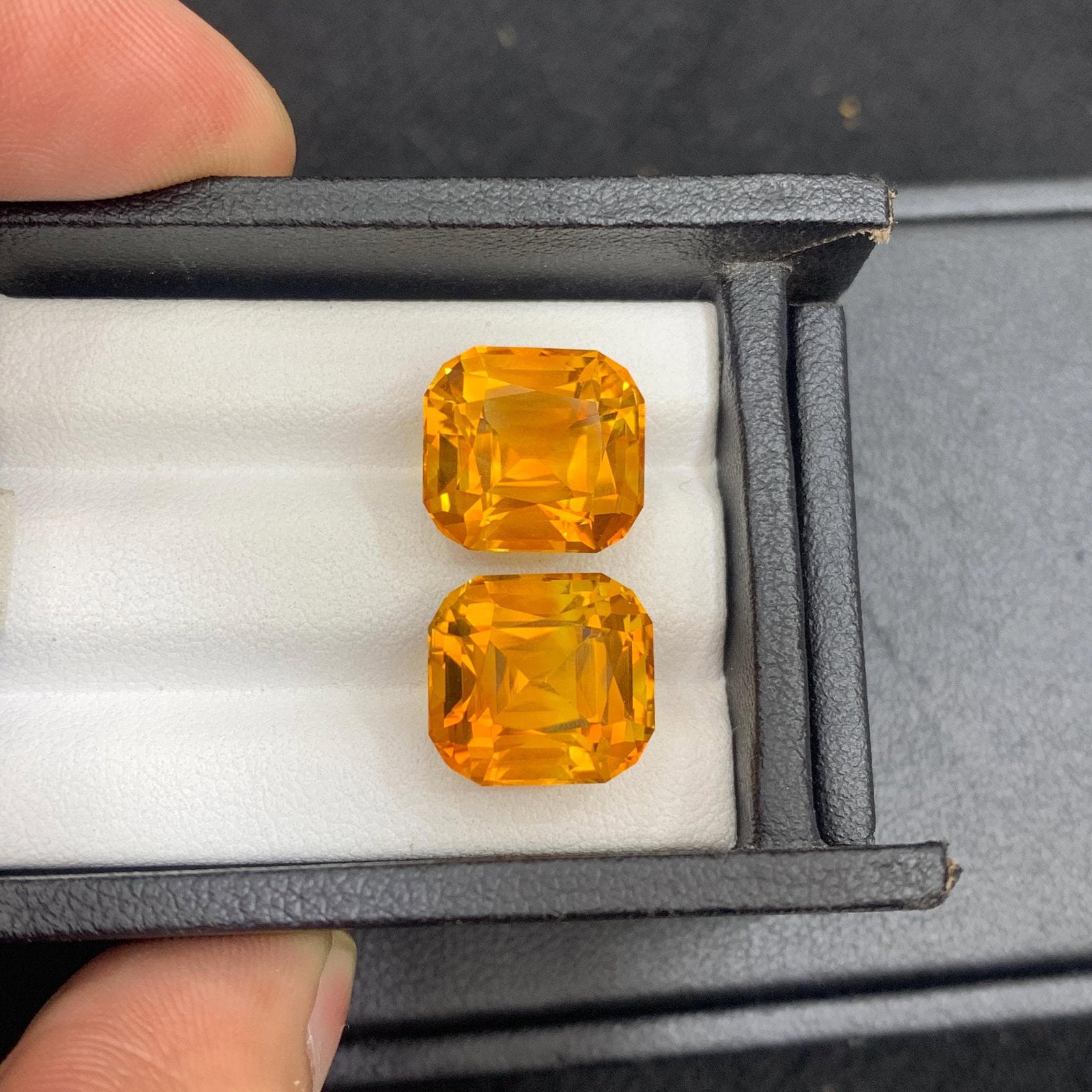 Madeira Citrine Gem Pair: 17.18 ct Orange Cushion Cut Stones - 4