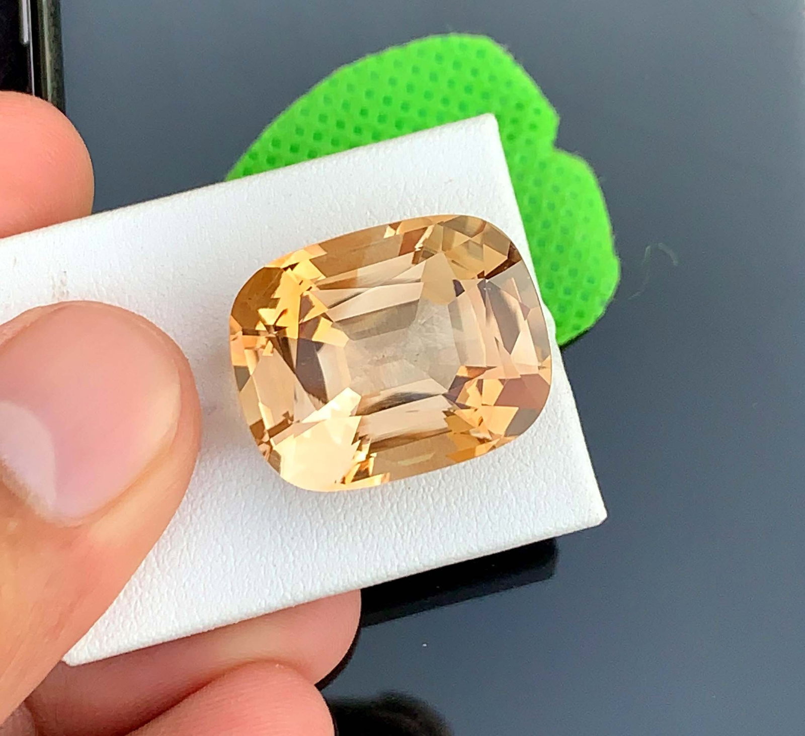 Golden Yellow Topaz Gemstone: 41.80 Carat Cushion Cut Stone - 4