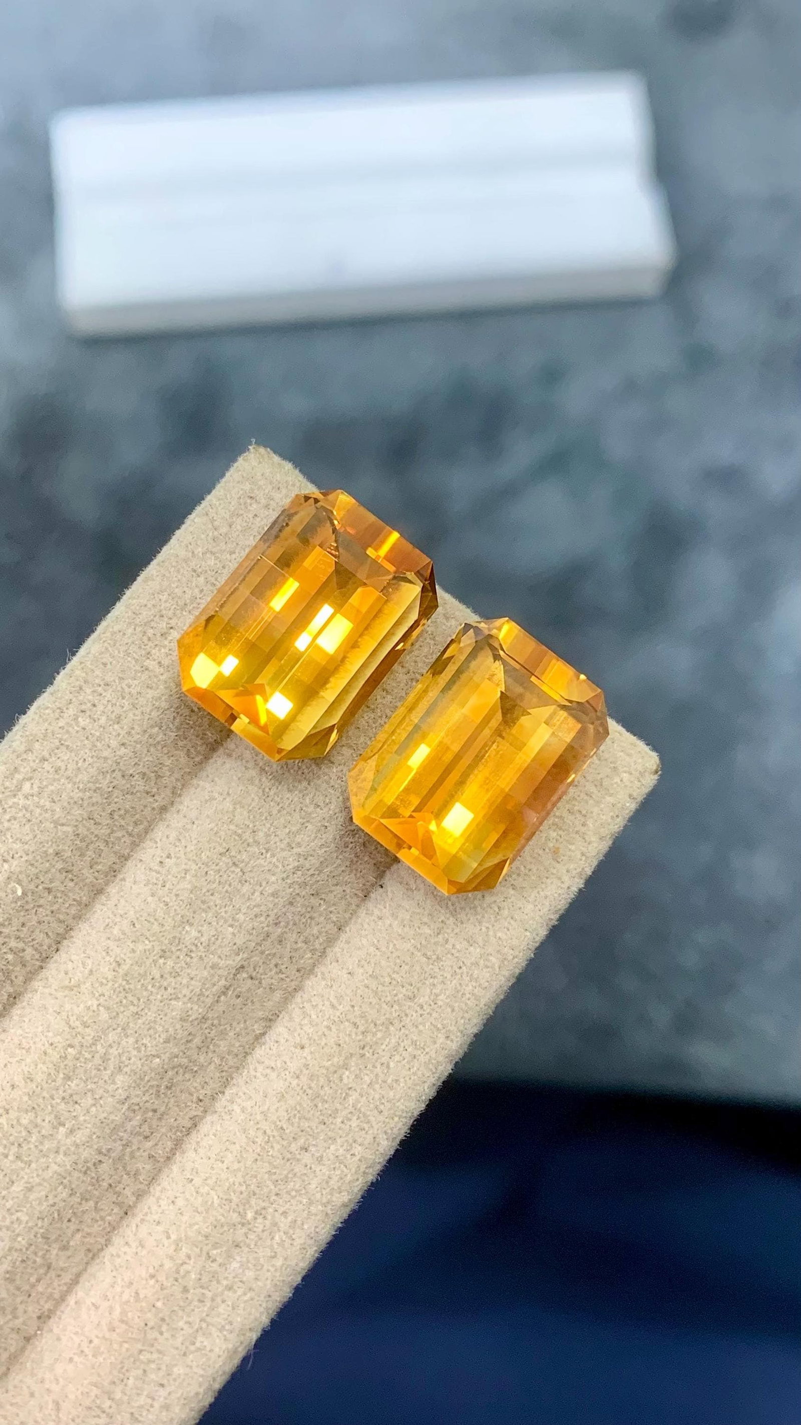 Fancy Emerald Cut aturap Citrine Golden Yellow Pair Gemstone For Earrings - 18.80 carat - 6