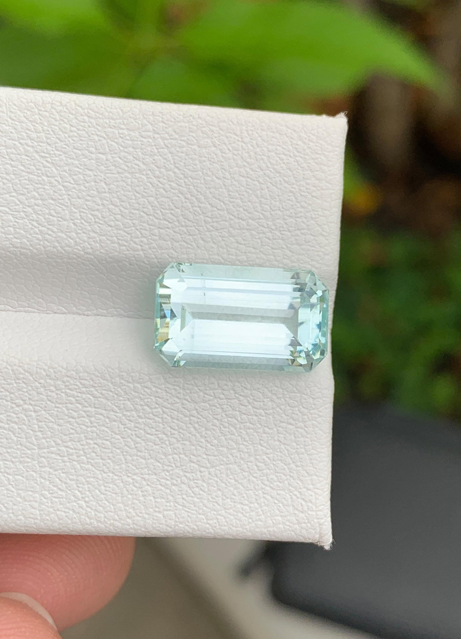 Natural Aquamarine Gemstone 6.00 Carat - Sky Blue Loose Aquamarine for Ring, Pendant & Fine Jewelry - 6