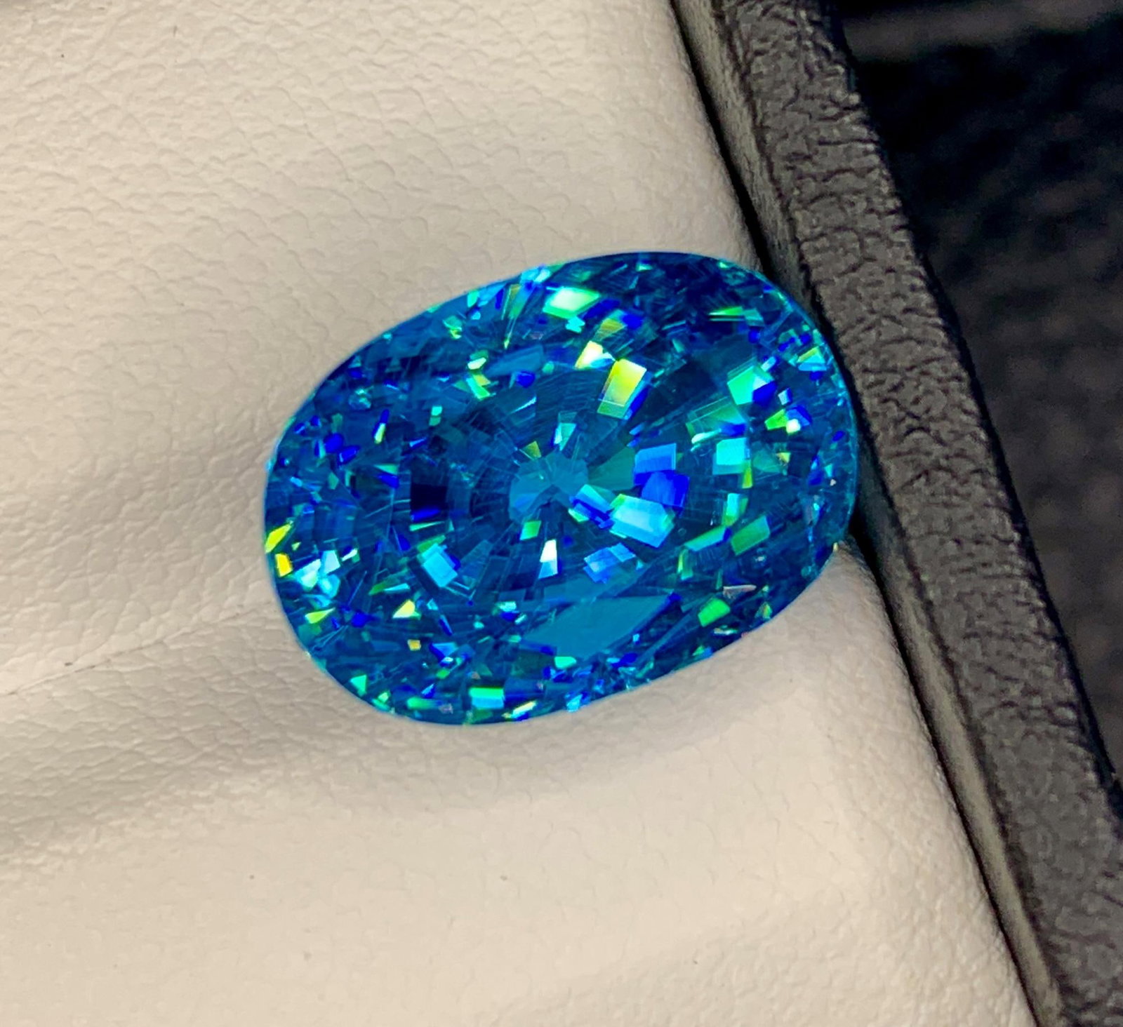 Natural Cambodia Blue Zircon 18.54 Carat Loose Gemstone - Large Faceted Blue Zircon for Ring Pendant - 2