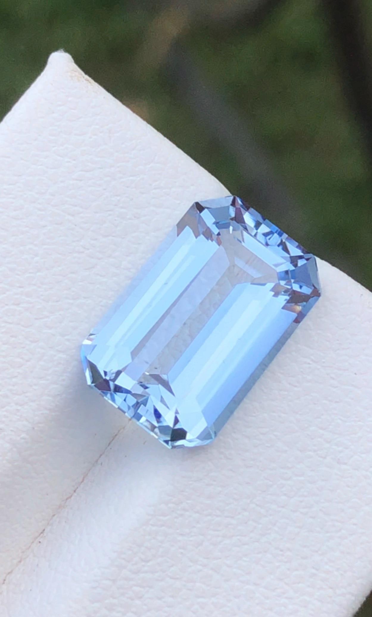 Sky Blue Aquamarine Gemstone: Emerald Cut Ring Stone, 6.560 ct - 6
