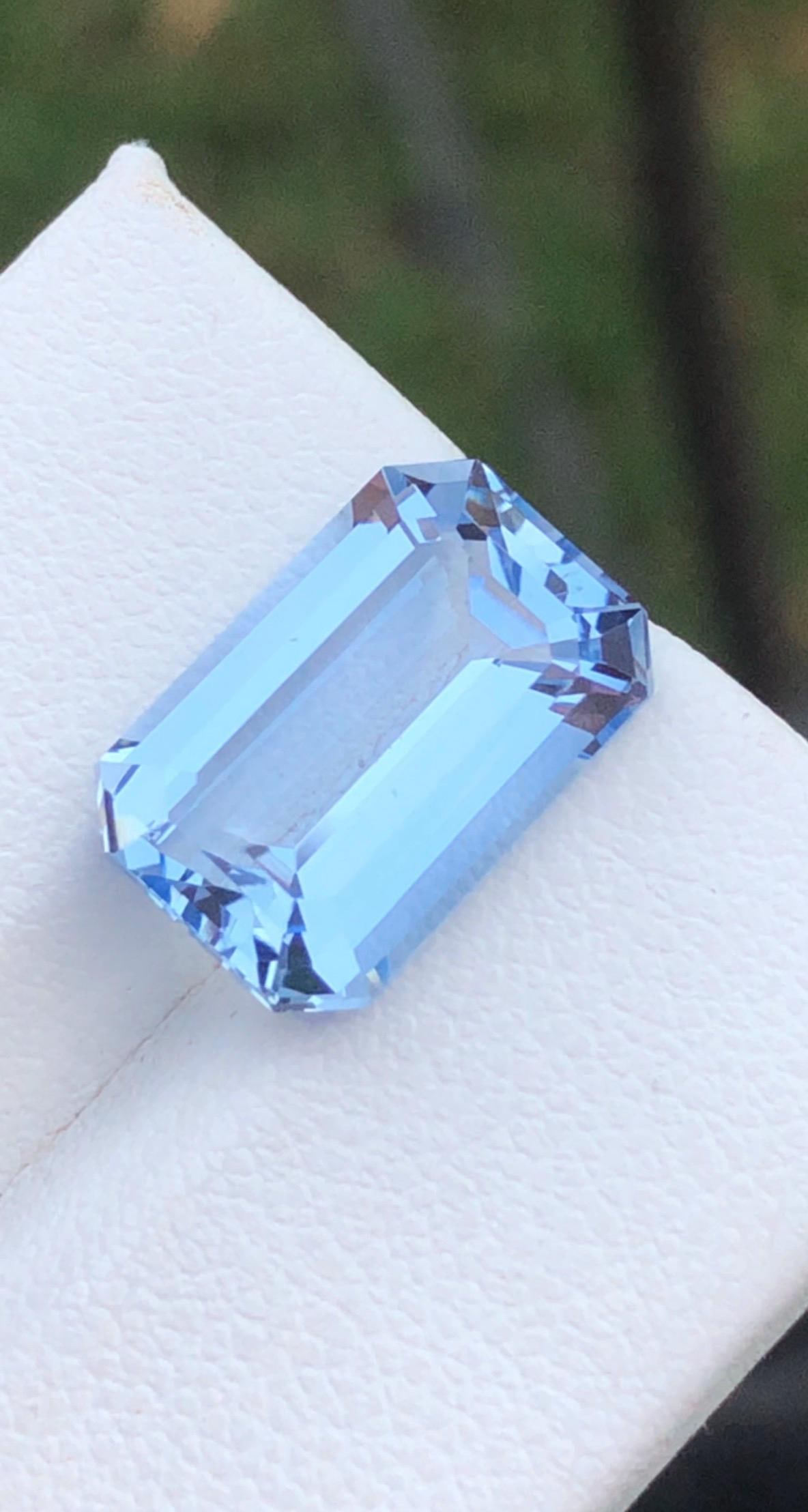 Sky Blue Aquamarine Gemstone: Emerald Cut Ring Stone, 6.560 ct - 8