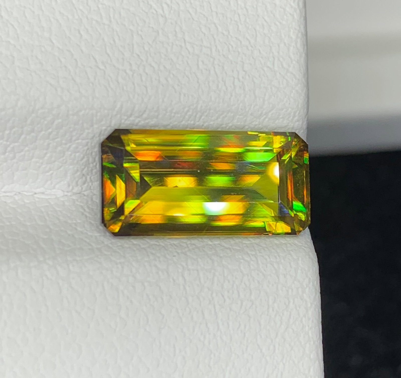 Natural Lustrous Sphene Gemstone: Multi Color Emerald Cut, 4.46 Carat - 2