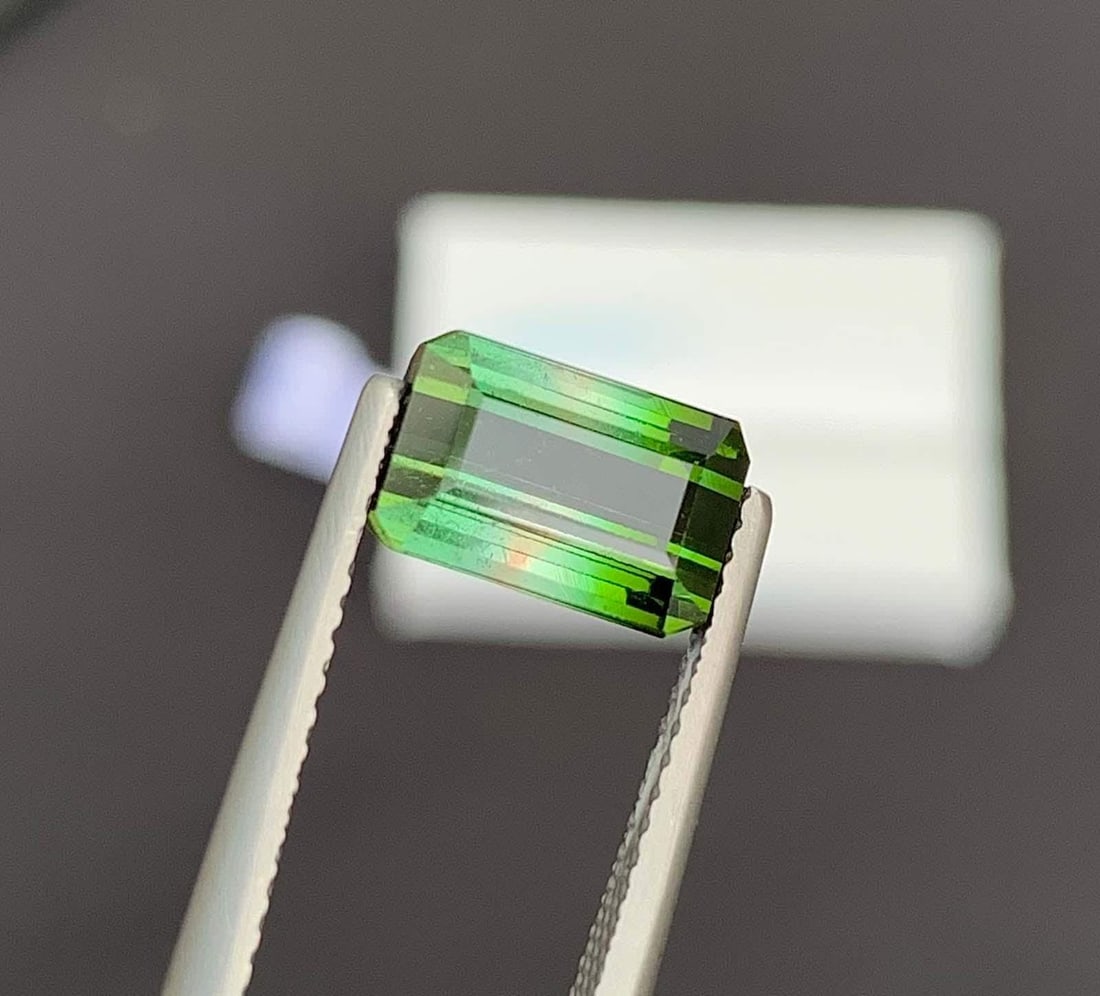 Multi Color Tourmaline Gemstone: Natural October Birthstone, Africa (2.78 CT): Highlights Supplies for making crafts Materials: Gemstone: Tourmaline Multi Color Tourmaline Gemstone: Natural October Birthstone, Africa Weight : 2.78 Carat Dimensions : 9.000 * 6.000 * 4.700 mm Shap