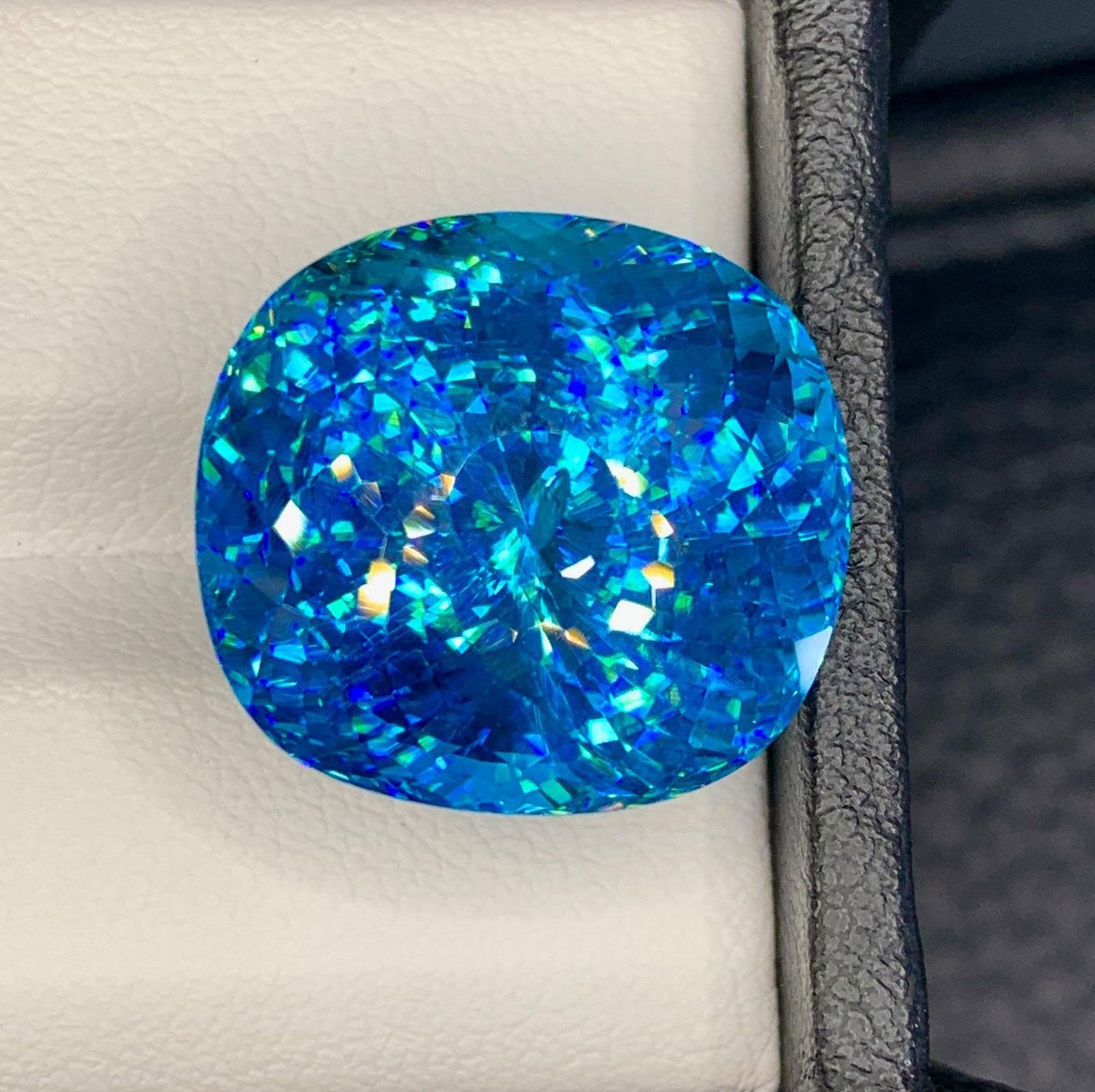 Natural Cambodia Blue Zircon 44.20 Carat Loose Gemstone - Large Faceted Blue Zircon for Ring Pendant - 2