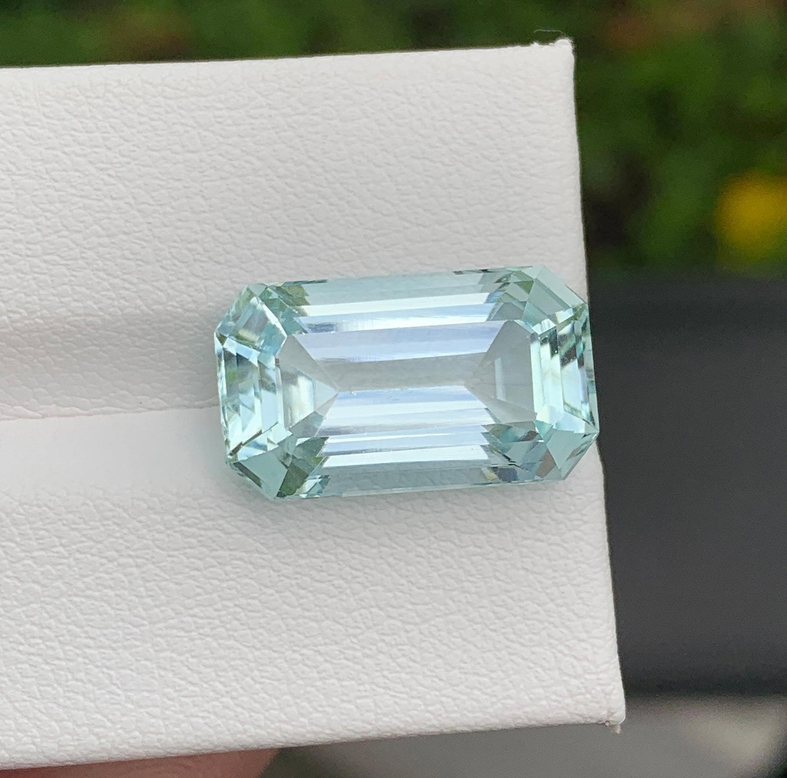 Natural Pakistan Aquamarine Gemstone 11.90 Carat Emerald Cut - Loose Sky Blue Aquamarine for Ring - 4